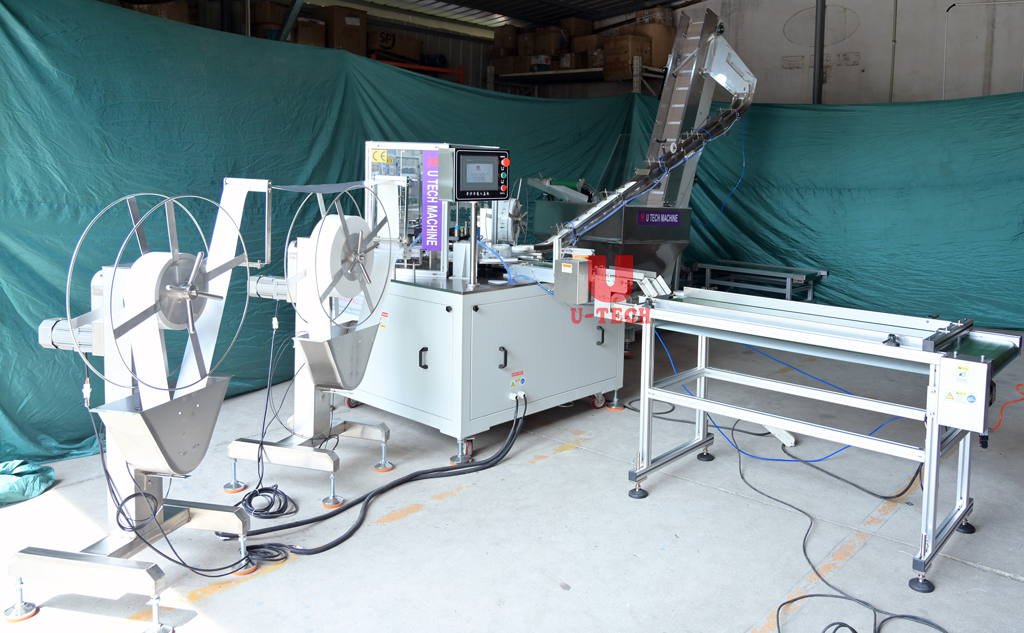 Automatic Linear Cap Cutting Lining Inserting Wadding Machine Plant Equipment