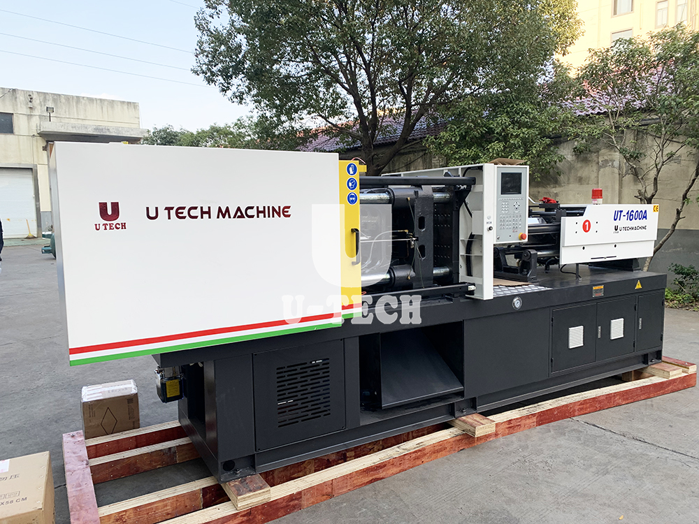 Automatic injection moulding machine send to Colombia