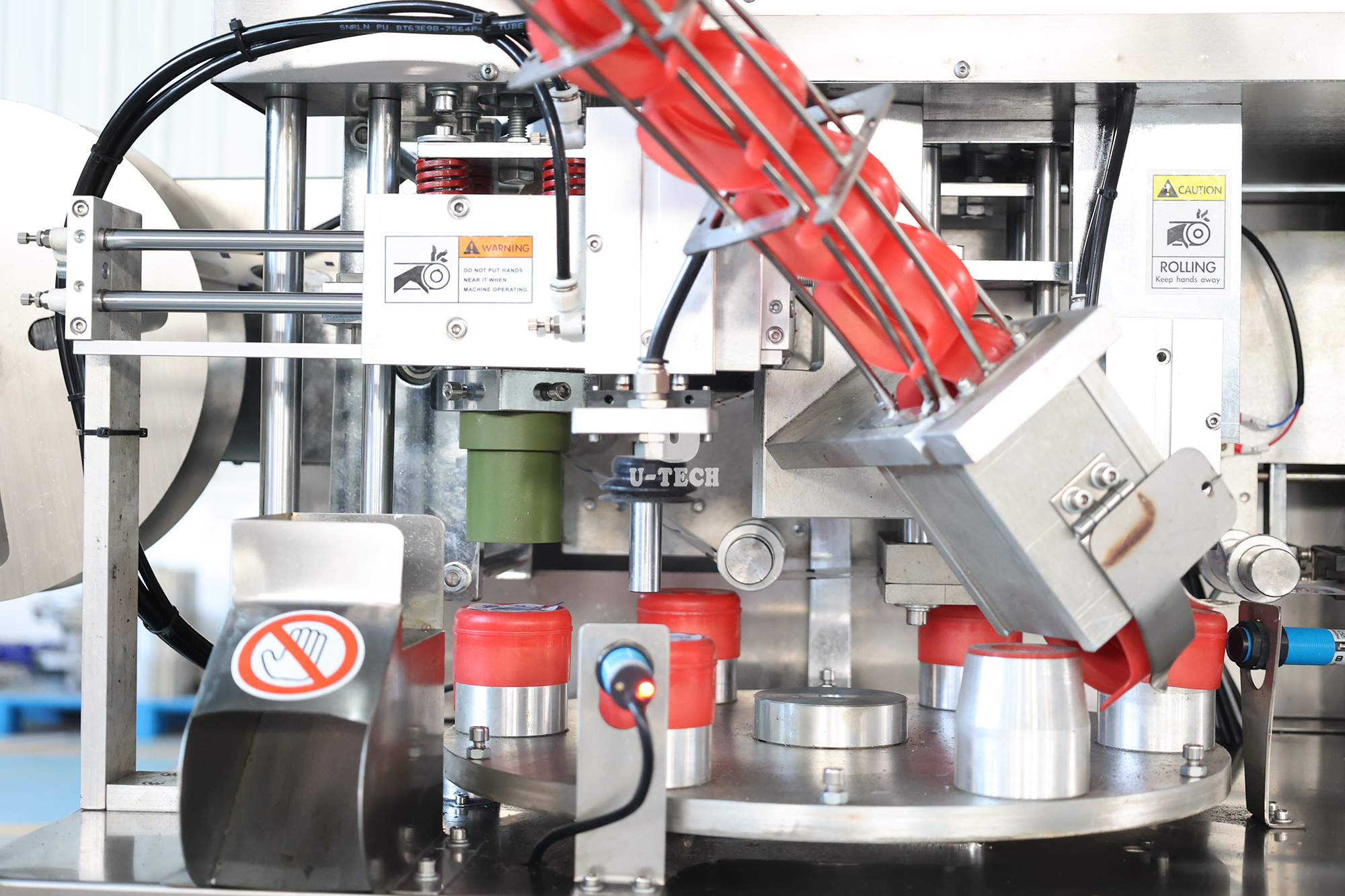Automatic Rotary Drinking Water 20L 5 Gallon Barrel Cap Label Sticking Cap Film Sealing Machine