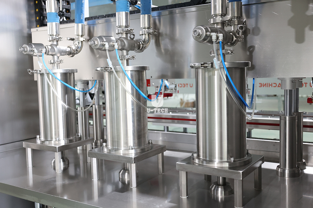 Complete Project High Speed Linear Type Automatic 1L 2L Plastic Bottle Pesticide Servo Filling Machine Line