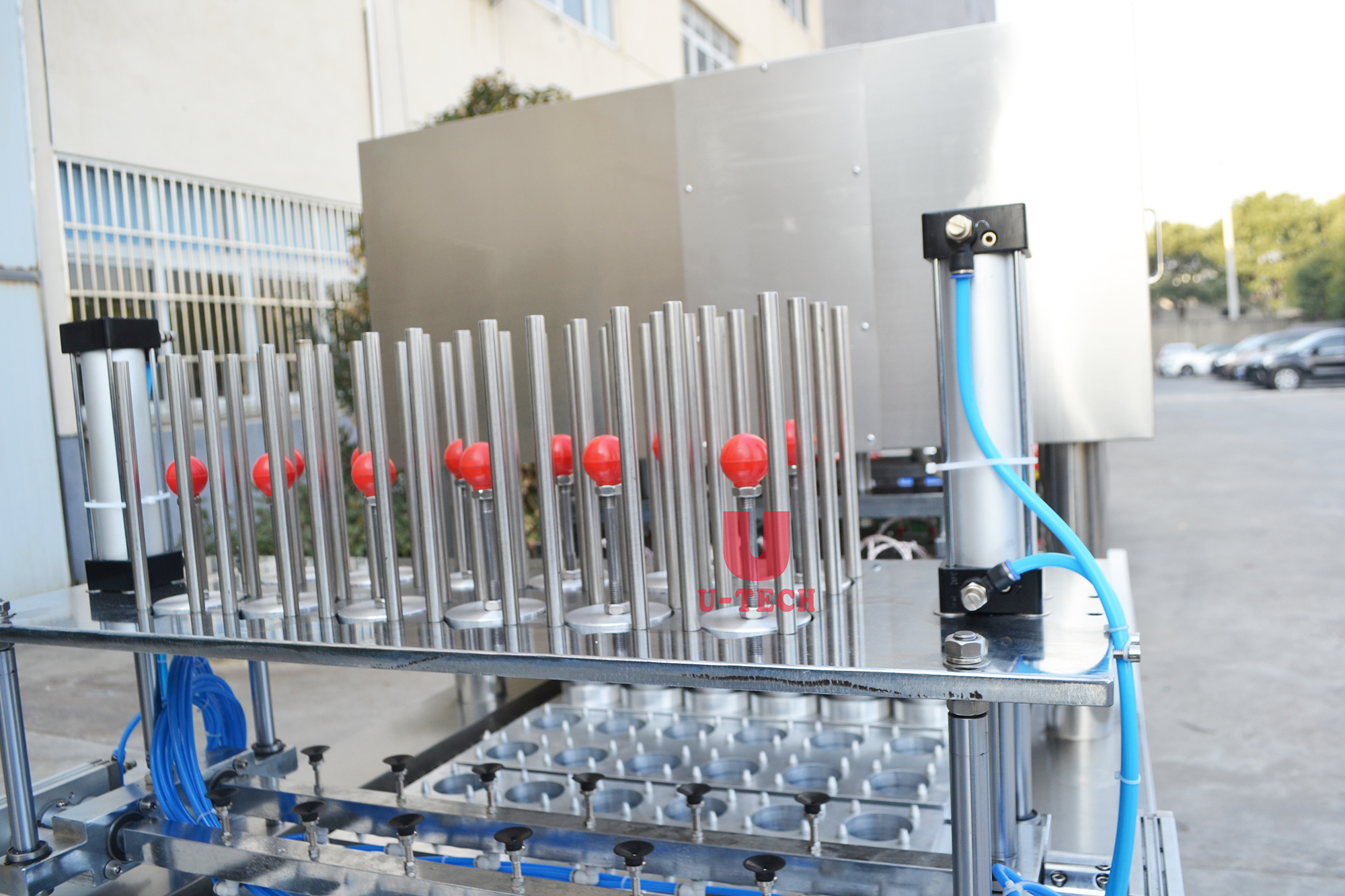 Automatic Drinking Water Beverage Juice Yogurt Honey Jelly Coffee Cup Filling Machine
