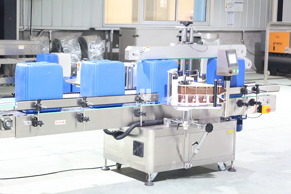 Automatic Linear Type Piston Filling Servo Capping Weighting Lubricant Motor 20L Engine Oil Filling Line