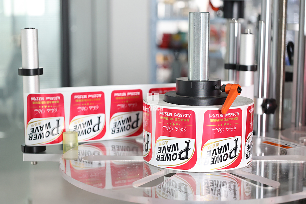 Automatic Spirits Wine Energy Drink Tin Cans Jar Round Glass Plastic Bottle Sticker Labeling Machine