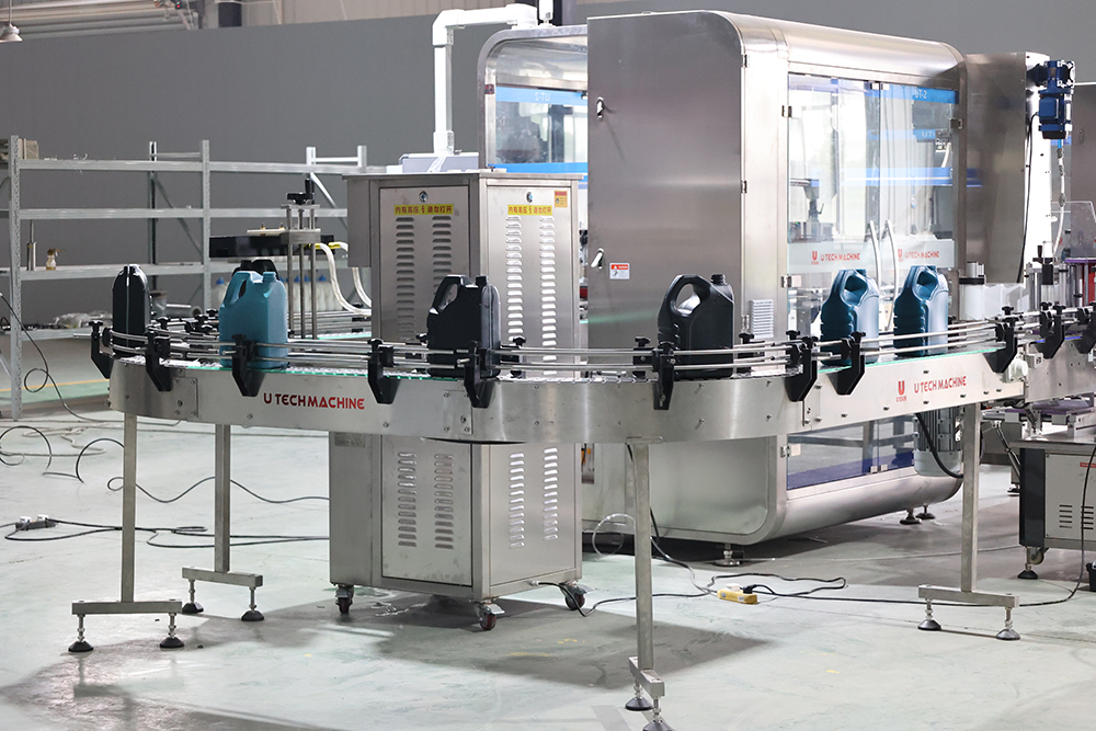 Complete Project High Speed Automatic Chemical Product Linear Type Servo Lube Engine Oil Filling Capping Machine