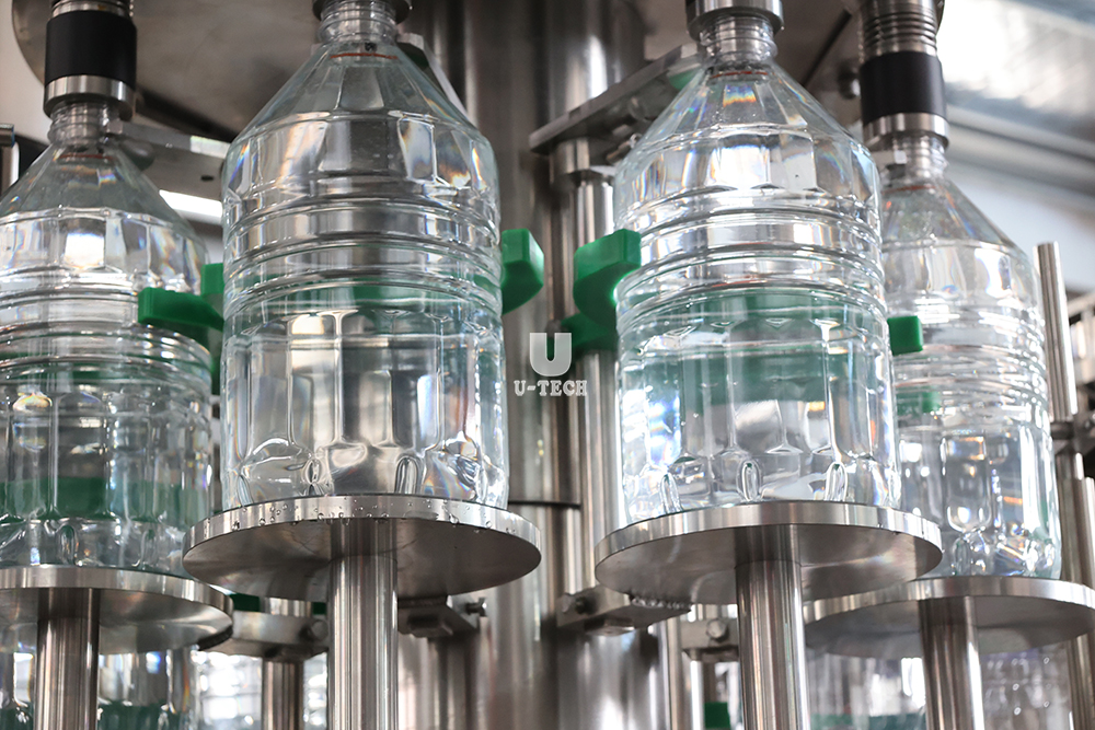 Turnkey Project A To Z Rotary 3 in 1 Monoblock Pure Mineral Drinking 5L Water Filling Bottling Machine Plant