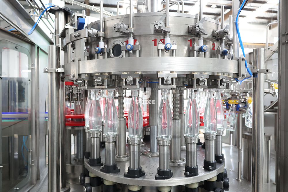 Monobloc 3 in 1 Beverage Carbonated Soft Drink Cola Soda Water Glass Bottle Filling Capping Machine Production Line