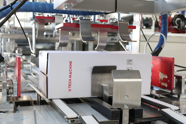 One-Piece Hot Glue PET Plastic Glass Water Bottle Carton Box Case Efficient Paper Case Packer for Packaging Line