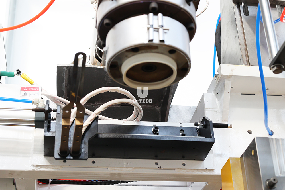 Fully automatic high speed ocean ball extrusion blow molding machine price
