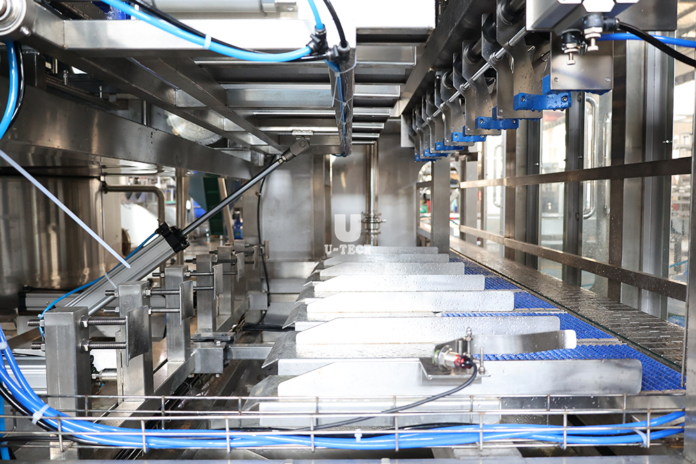 Automatic 19l Jar 19 Liters 20 Liter Bottled Pure Drinking Mineral Water Washing Filling Capping Machine Production Line