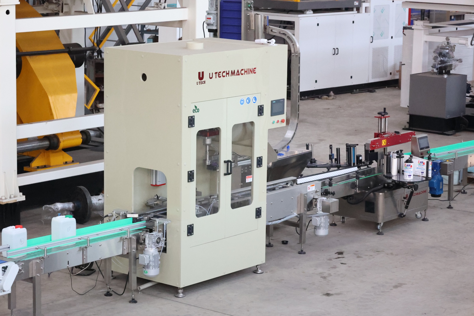 Electric PLC Engine Motor In-Line 5-10L Linear Automatic Liquid Pesticide Detergent Chemicals Filling Capping Labeling Machine