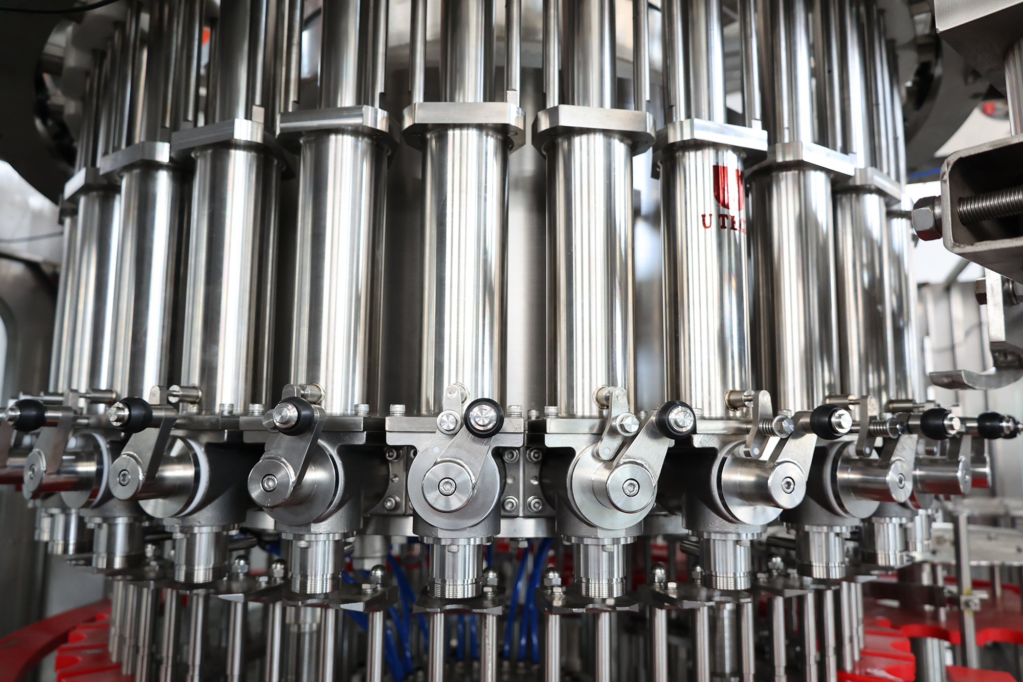 Plastic Bottle Tomato Sauce Filling Sealing Packing Machine Complete Production Line for Beverage Fish BBQ Chili