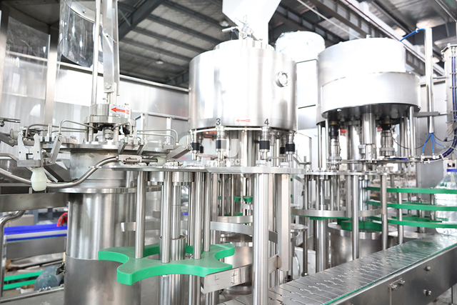 Turnkey Project A To Z Rotary 3 in 1 Monoblock Pure Mineral Drinking 5L Water Filling Bottling Machine Plant