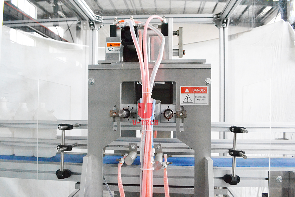 Automatic Plastic PP PE PVC Bottle Neck Cutting Machine 