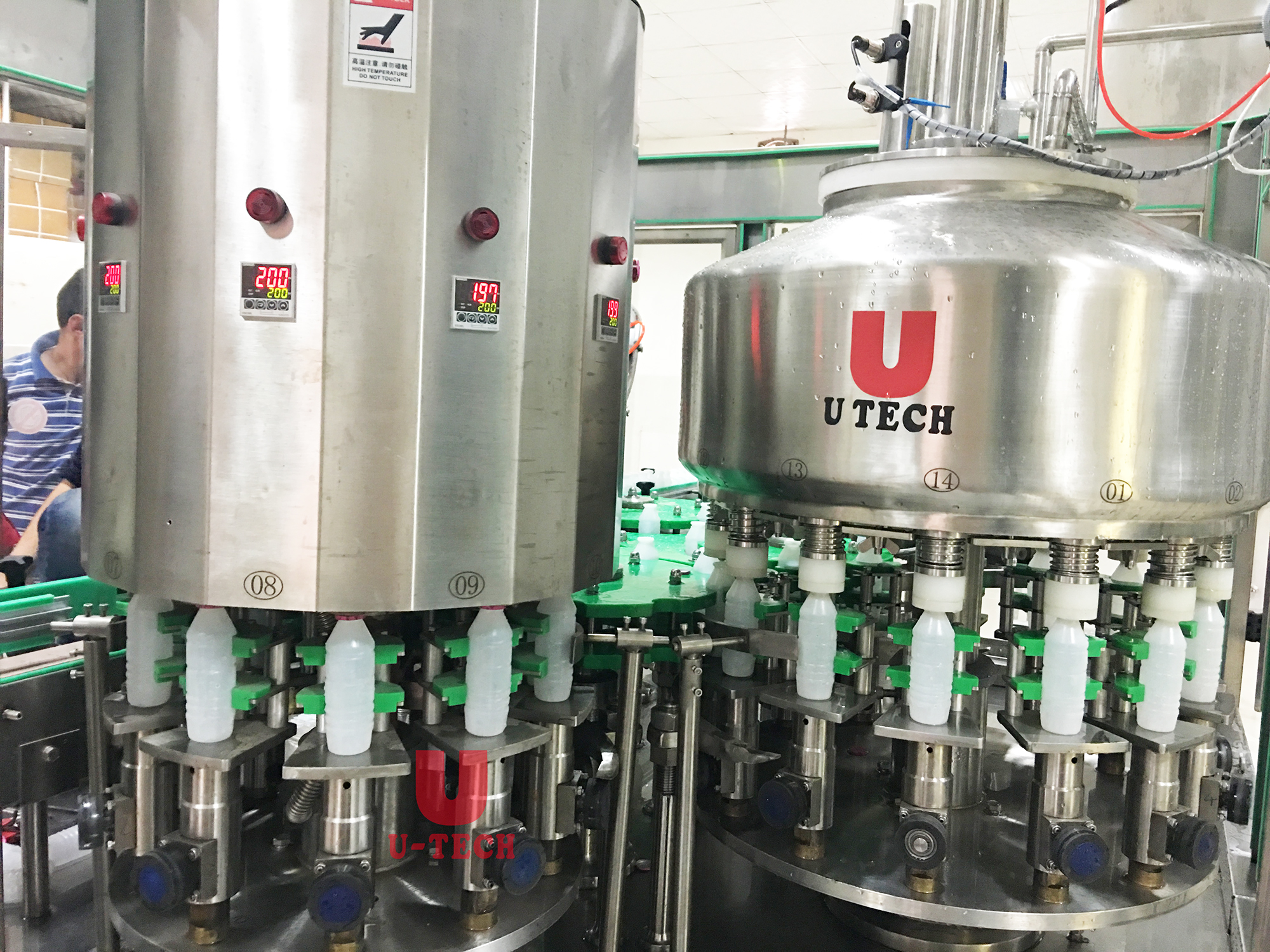Small Business Plastic Bottle Fruit Milk Litchi Juice Filling Aluminum Foil Sealing Machine Factory Price
