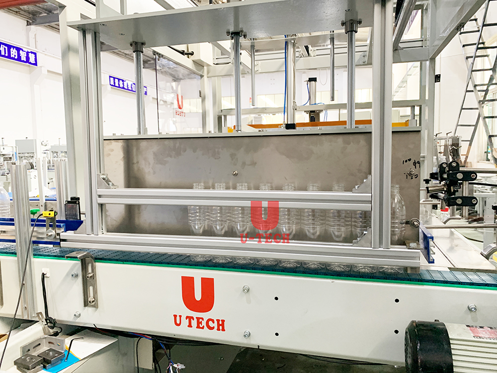 U TECH MACHINE Automatic Plastic Bottle Chemical Barrel Vacuum Leaking Testing Machine