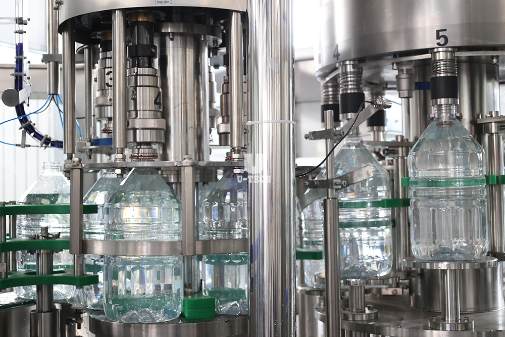Fully Automatic High Speed Complete Project 3 in 1 Rotary 5L Water Filling Machine Production Line Plant Price