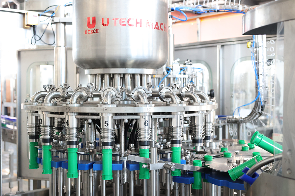 Auto Small Hdpe Bottle Bubble Water Filling Sealing Machinery