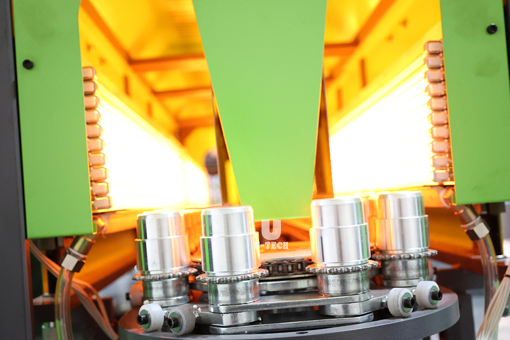 Automatic Servo Carbonated Drinks Mineral Water 5L PET Bottle Bottle Making Machine Equipment
