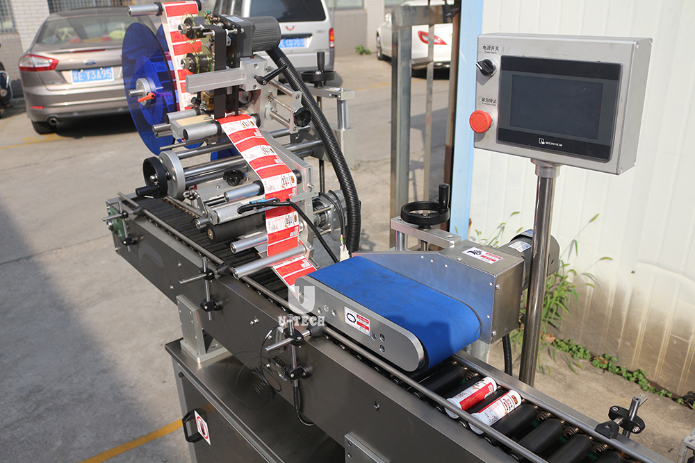 Automatic horizontal type medical test tube adhesive sticker labeling machine
