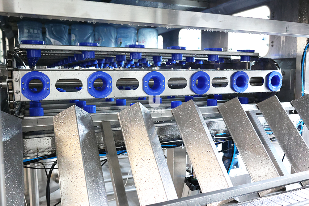 Good quality high pressure washing 5 gallon 20L barrel water bottling machine production line