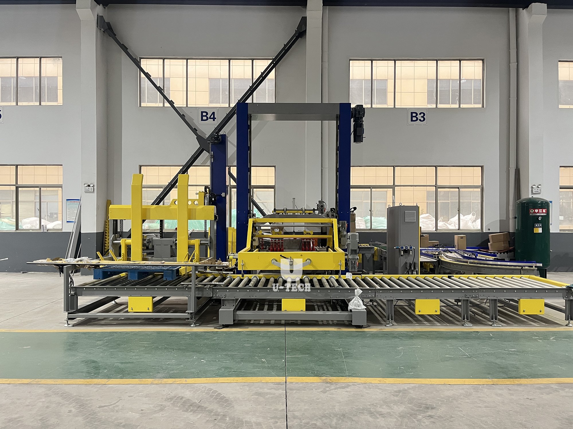 China Full Automatic Servo Control Case Carton Box Palletizer Plant Stack Carton Pallet Packing Machine