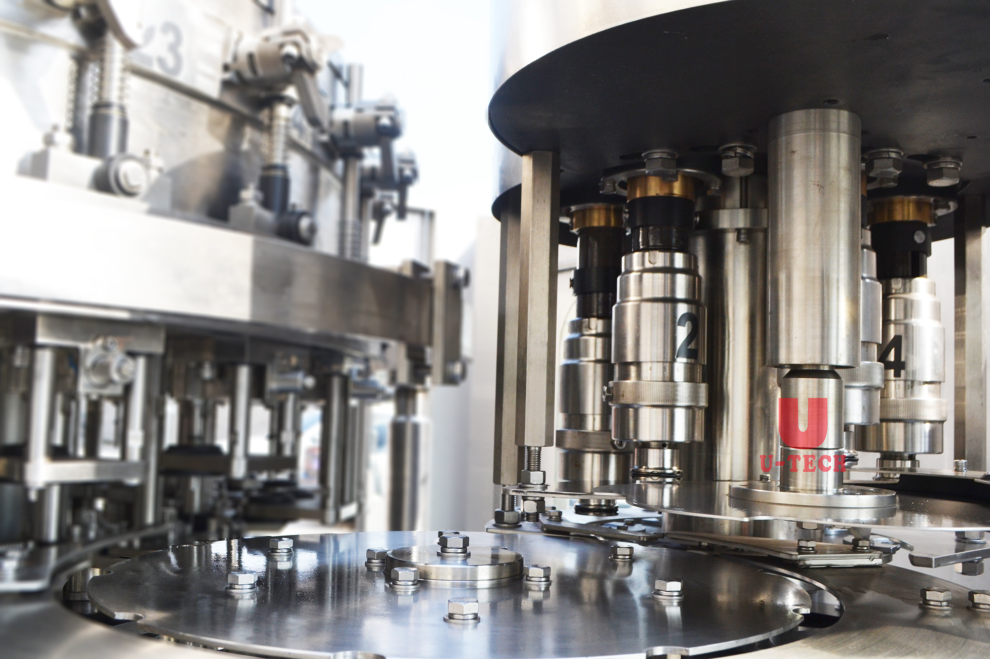 High Speed Small Scale Pet Bottle Beverage Carbonated Cola Soda Water Filling Bottling Machine Price