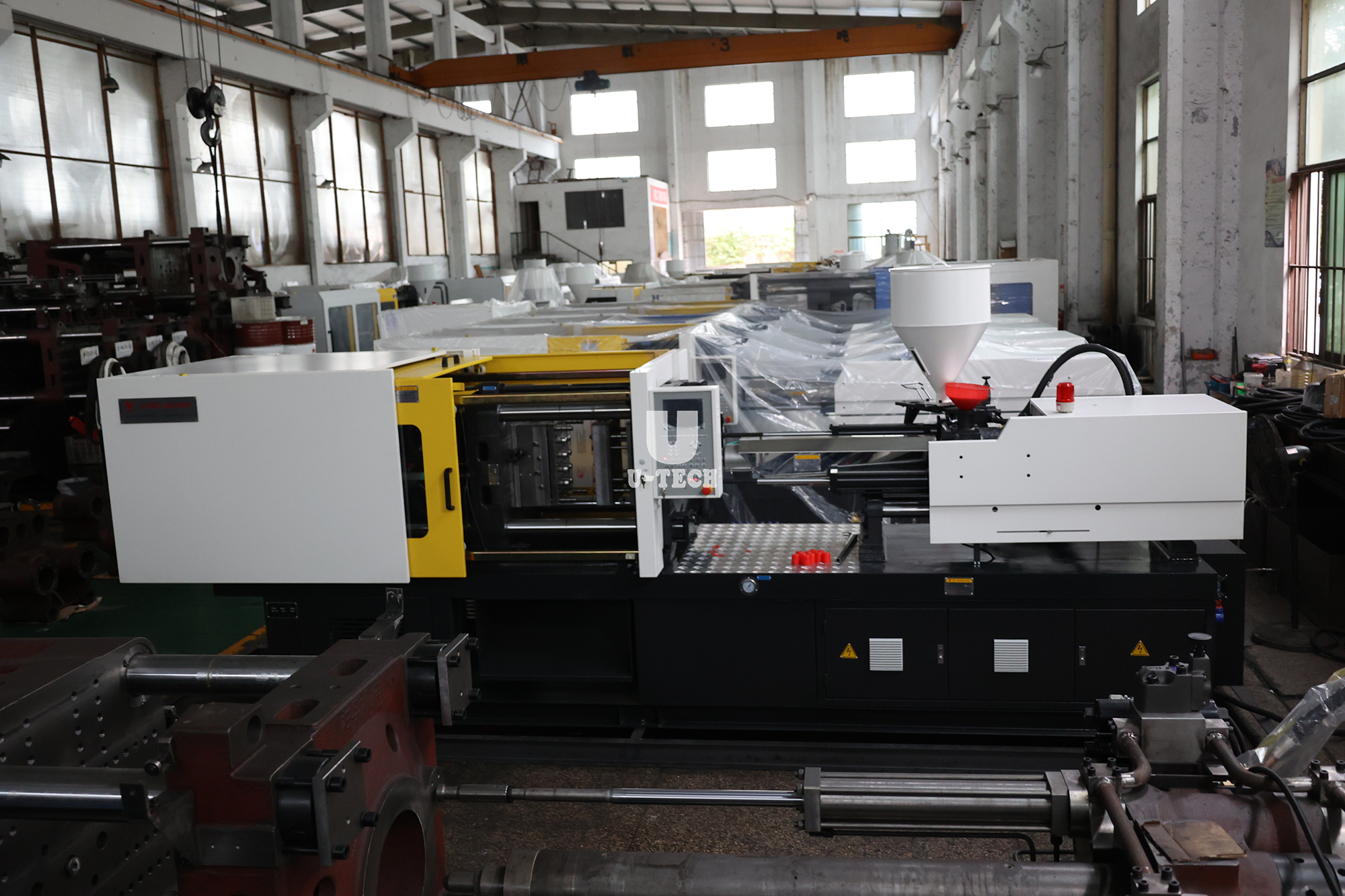 High Speed Beverage Chemical Product PET Preform Making Plastic Cap Injection Moulding Machine