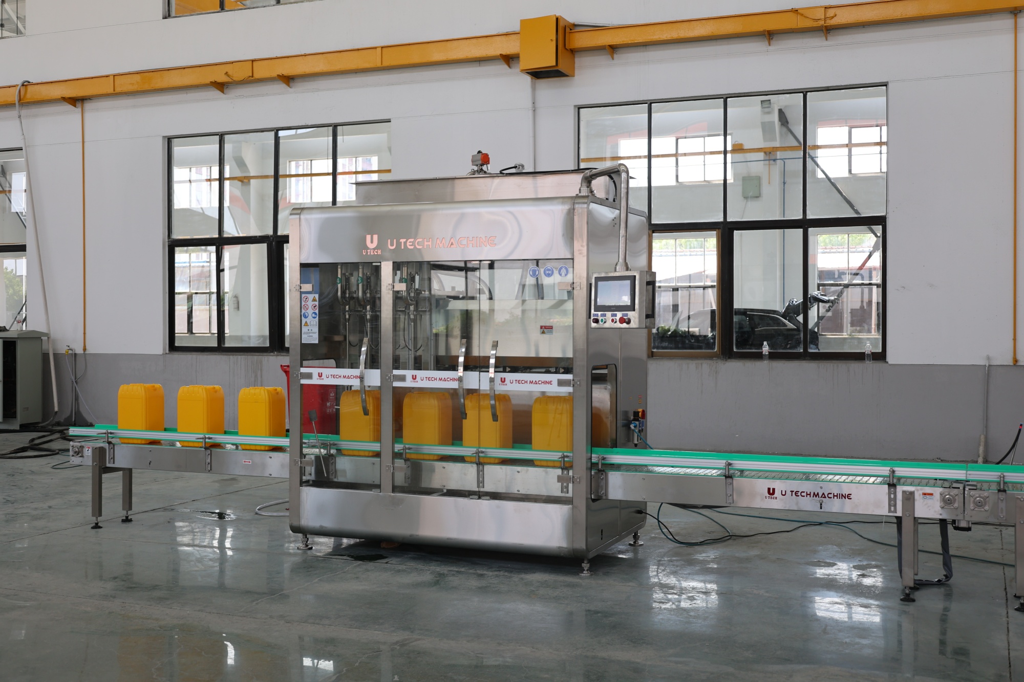 Linear Type 20L Engine Oil Drum Barrel Servo Filling Capping Labeling Machine Production Line