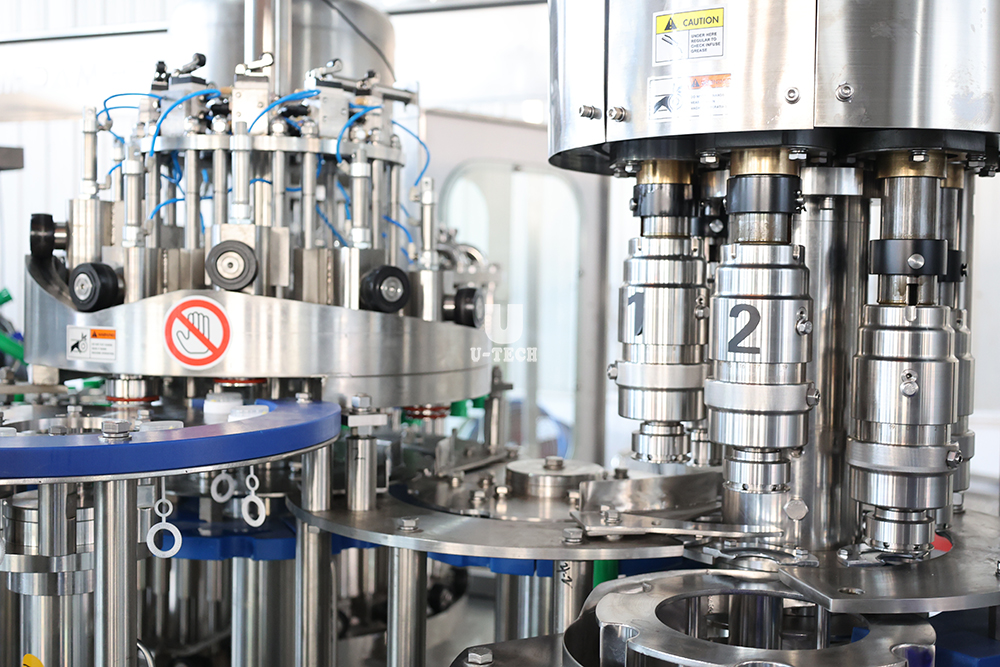 Auto Small Hdpe Bottle Bubble Water Filling Sealing Machinery