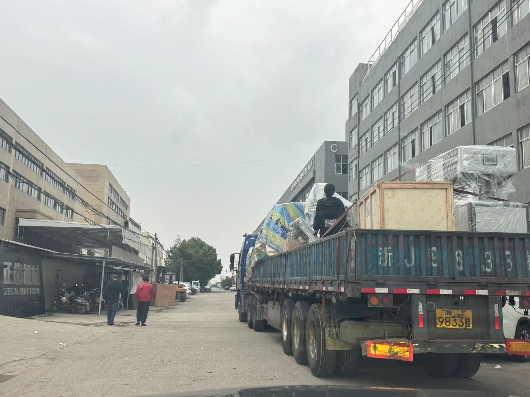 2000BPH Mineral Water Filling Machine Send To Colombia