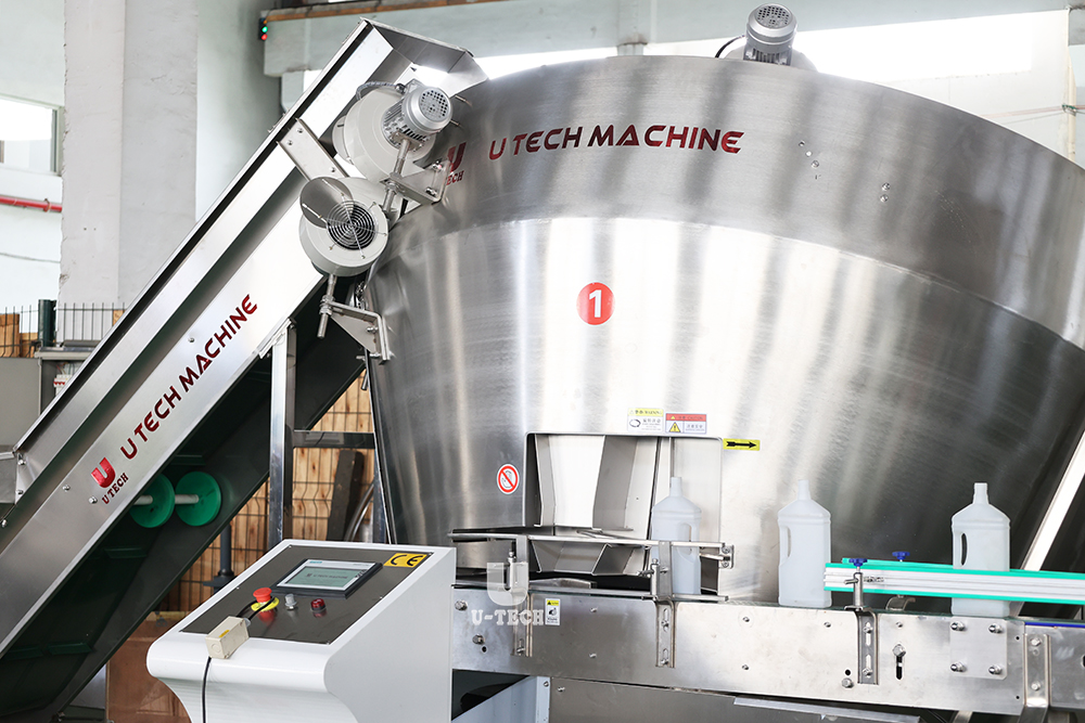 Automatic rotary turntable PE PP PET plastic bottle setting feeding unscrambler sorting machine