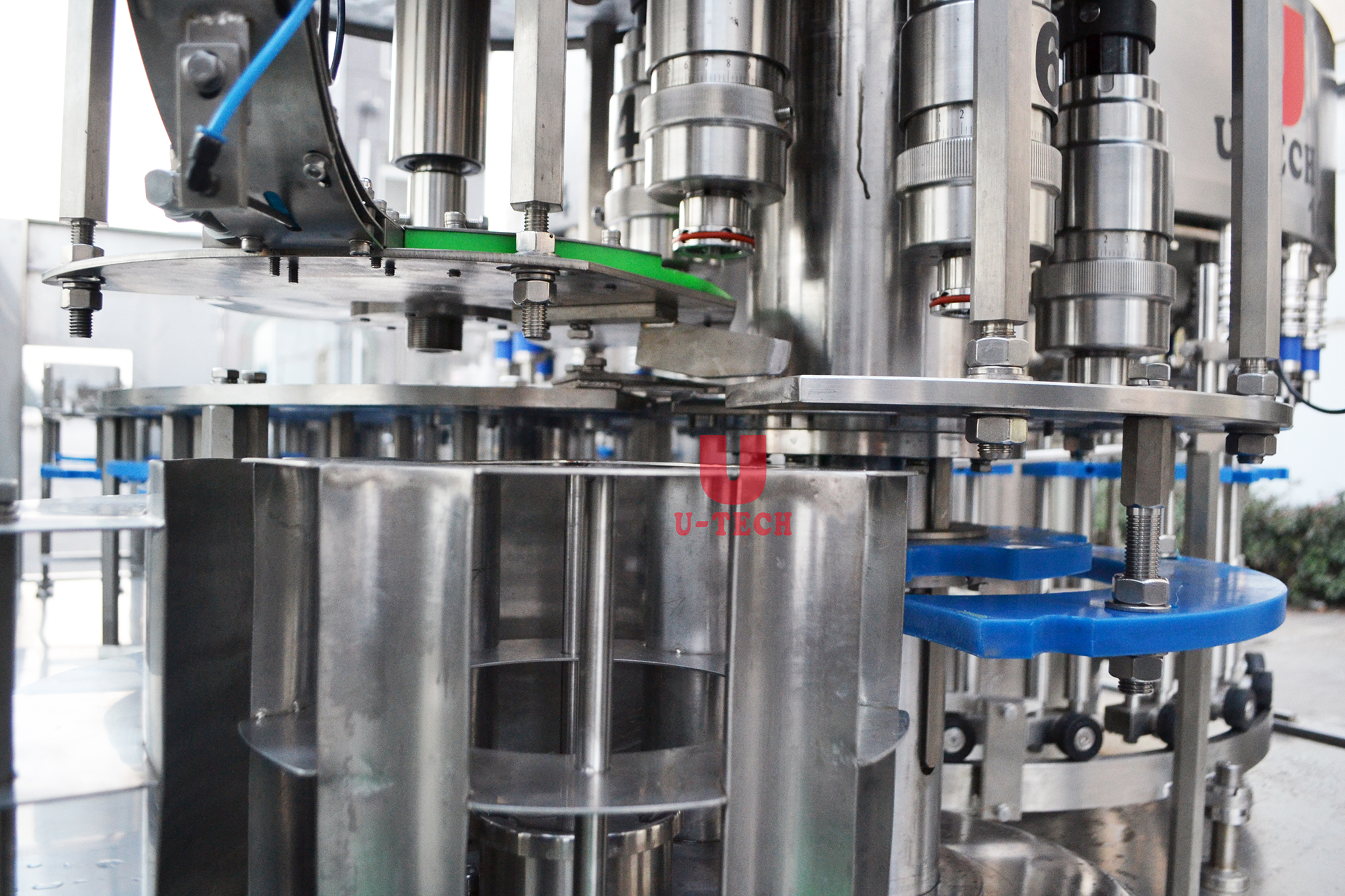 Automatic small scale mineral drinking water bottling production line plant machine equipment sale cost