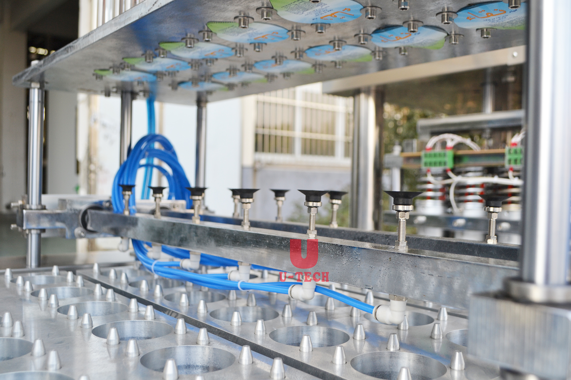 Automatic Water Fruit Juice Jelly Coffee Jam Chocolate Sauce Cup Filling Sealing Machine