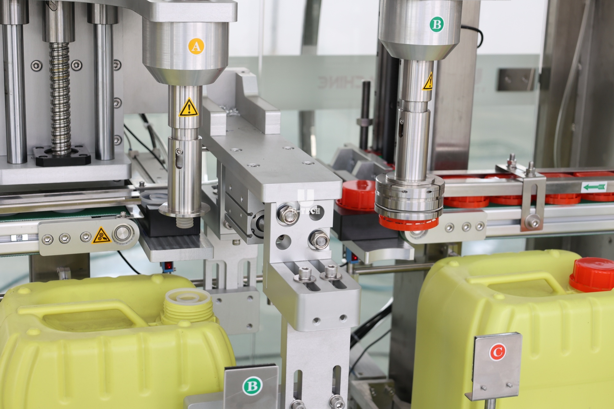 Automatic Linear Type 20L Drum Barrel Cooking Edible Food Oil Filling Capping Machine Production Line
