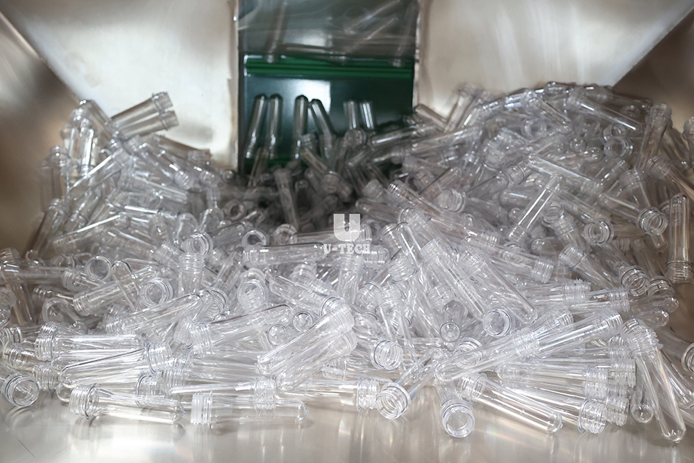 Low Price Automatic Plastic Beverage Water Blowing Making PET Bottle Blowing Machine