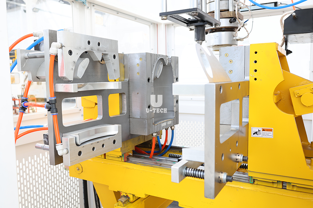 Fully automatic high speed ocean ball extrusion blow molding machine price