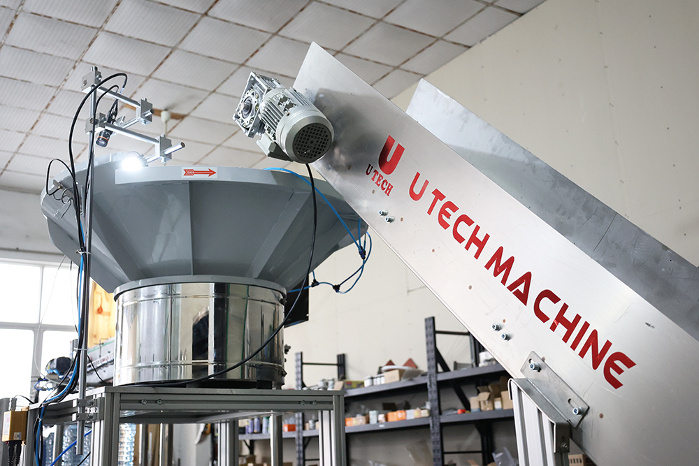 Automatic Rotary Type Big Bottle Bucket Barrel Handle Applicator