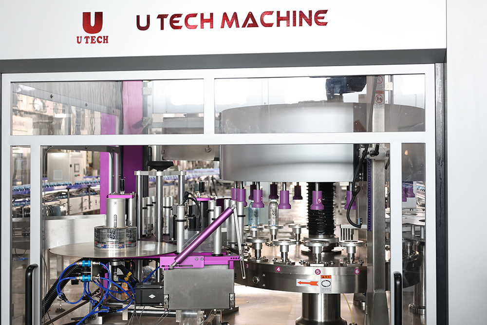 Automatic Rotary Mineral Water Round Square Glass PET Bottle BOPP Film Hot Melt Glue OPP Labeling Machine