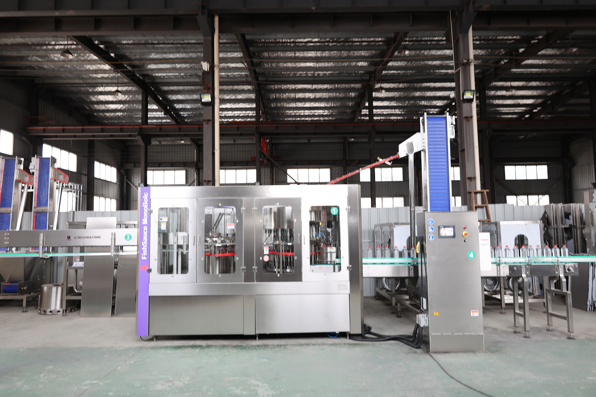 High-Corrosion Resistant Fish Sauce Filling Machine Line to Support Global Condiment Producers