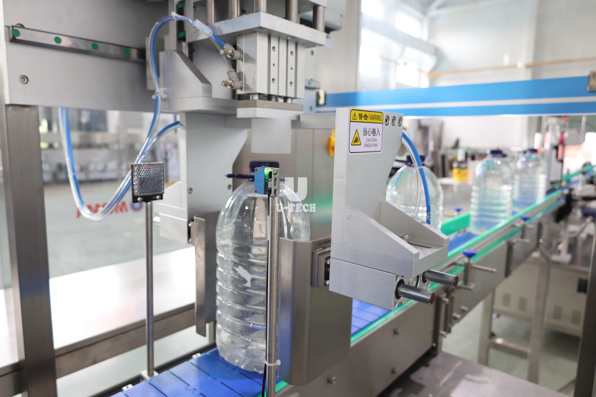 5L Bottled Water Handle Applicator Inseting Machine 