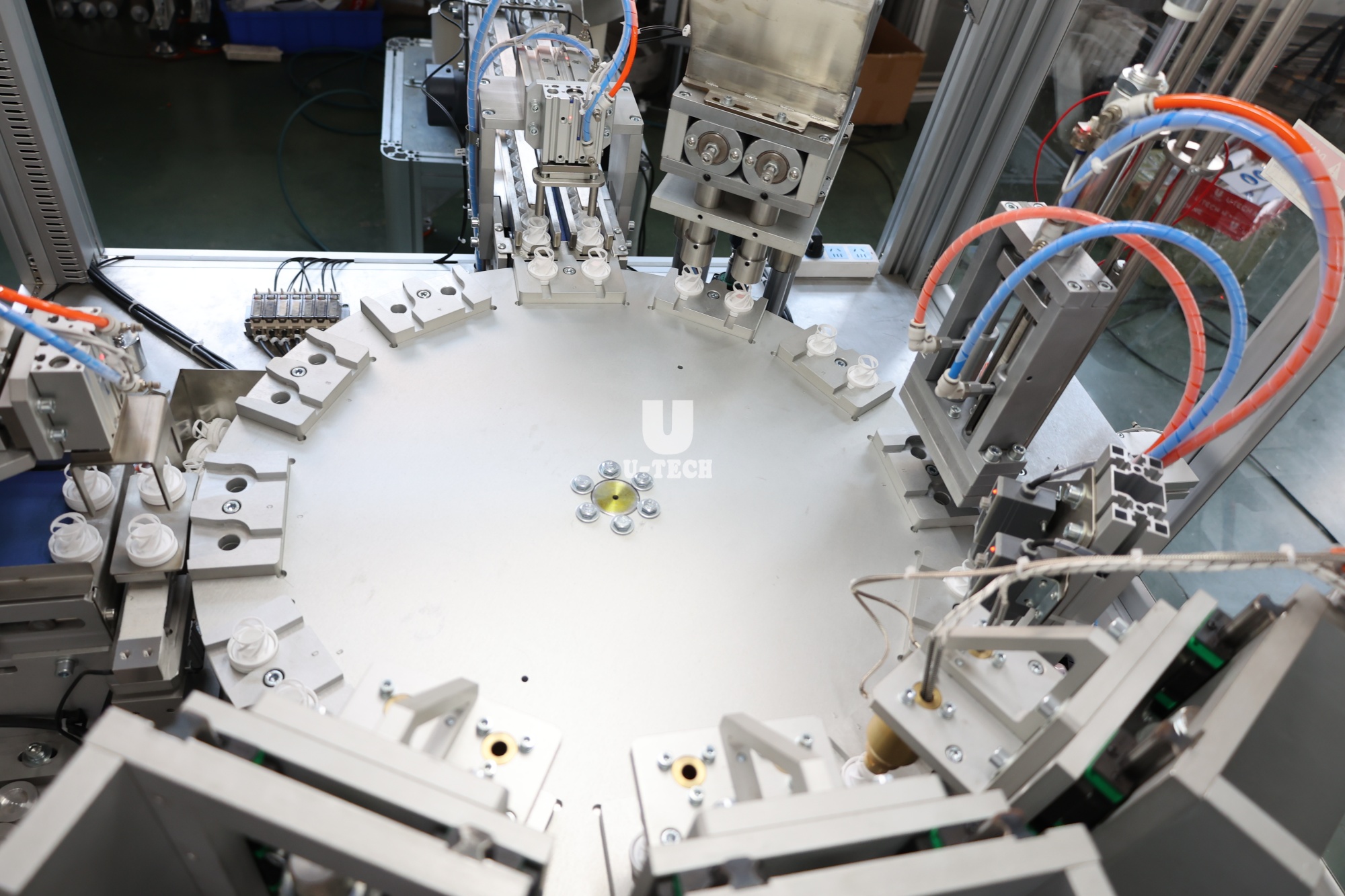 Pp Plastic Silica Gel Dryer Spring Closure Tamper-proof Desiccant Cap Assembly Machine for Effervescent Tablet Tube