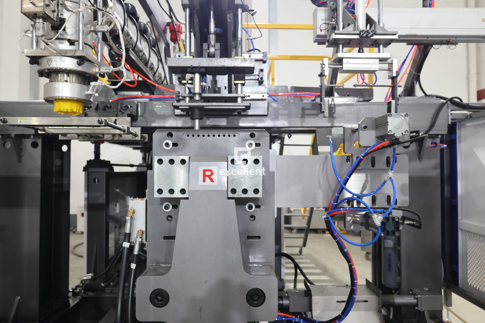 Automatic Single Station 20L Engine Lube Motor Oil Drum Extrusion Blow Moulding Making Machine